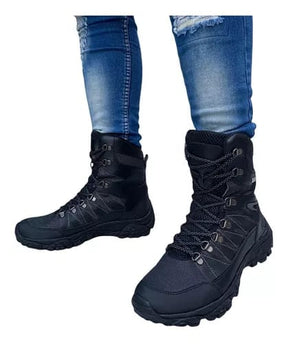 Schwarzer taktischer Outdoor-Stiefel – Widerstandsfähigkeit und Komfort bei jedem Schritt 🥾